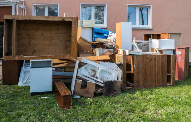 Best Yard Waste Removal  in Elizabeth, NJ